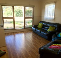 Mel Jays in Kingscote - Accommodation Directory