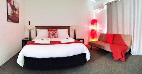 Aaron Motel - Accommodation Directory 3