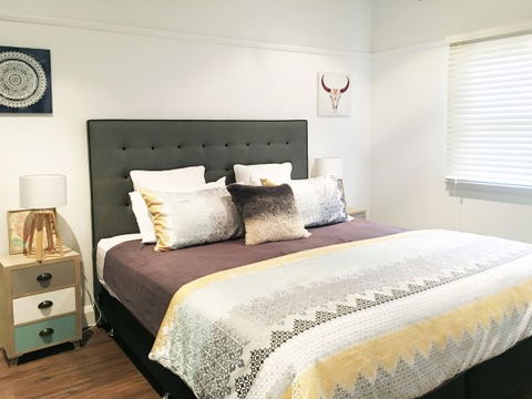 Audrey's Nowra - Accommodation Directory 5