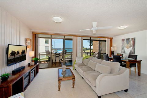 Beauty At The Beach - Accommodation Directory 2