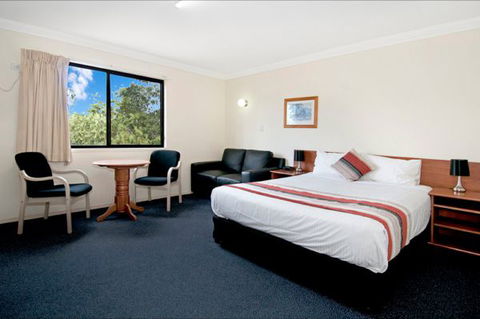 EconoLodge Waterford - Accommodation Directory 4