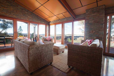 Elouera At Mudgee - Accommodation Directory 4