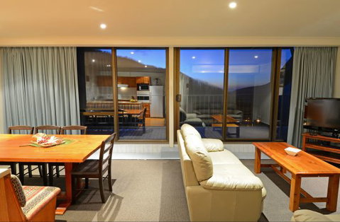 Falls Creek Country Club - Accommodation Directory 6