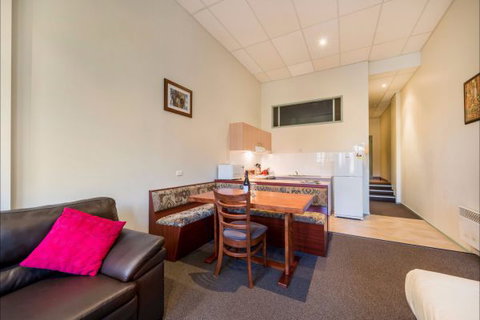Falls Creek Country Club - Accommodation Directory 7
