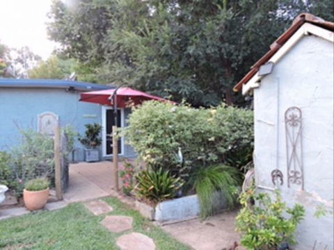 Garden Cottage B And B - Accommodation Directory 6