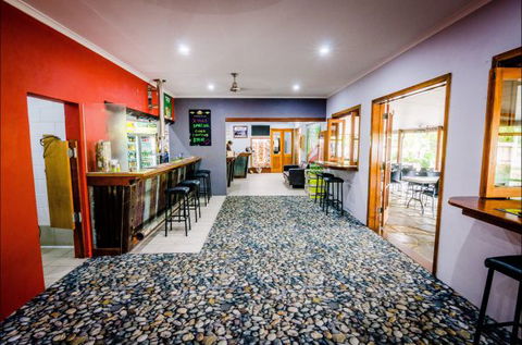 Goldfields Hotel And Finnigan's Rest - Accommodation Directory 5