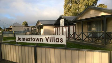 Jamestown Villas - Accommodation Directory 0