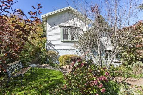Katoomba Green Gables - Accommodation Directory 0