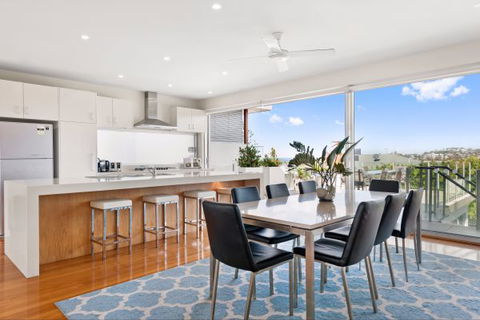 Limelight - Accommodation Directory 2