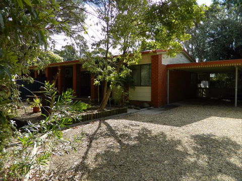 Melaleuca Grove Holiday Units & Motor Inn - Accommodation Directory 5