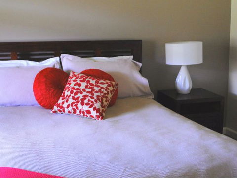 Orange Tree Cottage - Accommodation Directory 2