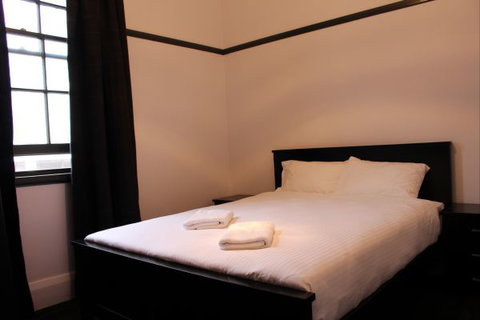 Royal Hotel Ryde - Accommodation Directory 5