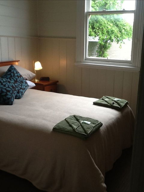Royal Hotel Snake Valley - Accommodation Directory 3