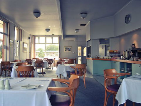 Sunrise Devonport - Accommodation Directory 4