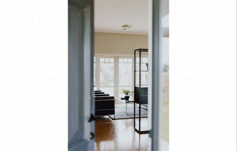 The Farm House At Blue Wren Wines - Accommodation Directory 4