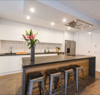 The Bright House - Accommodation Directory