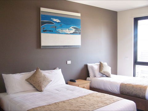 The Foreshore Motel & Tavern (Hobart) Lauderdale - Accommodation Directory 7