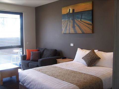 The Foreshore Motel & Tavern (Hobart) Lauderdale - Accommodation Directory 8