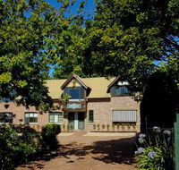 The Berry Inn - Accommodation Directory