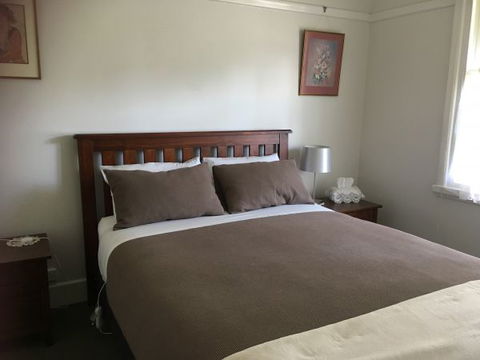 Valley View Cottage - Accommodation Directory 3