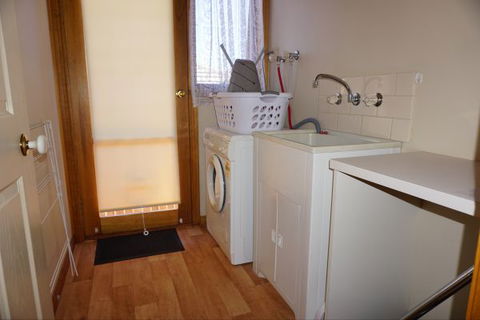 Abrigo Apartment - Accommodation Directory 9