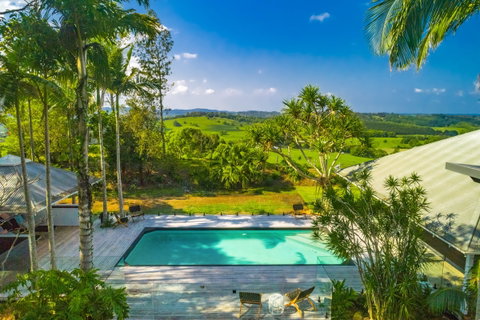 Aja - Accommodation Directory 1