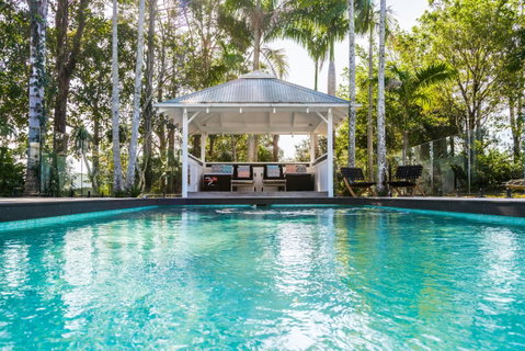 Aja - Accommodation Directory 5