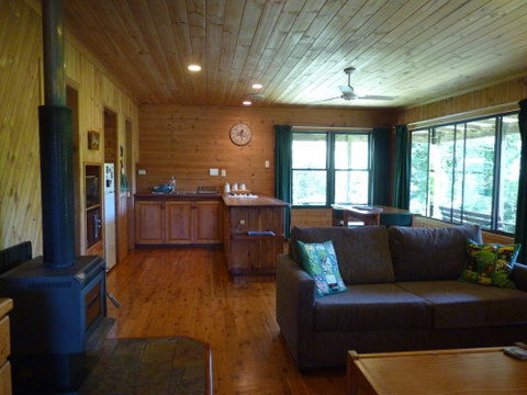 Bellthorpe Stays - Nature's Retreat - Accommodation Directory 9