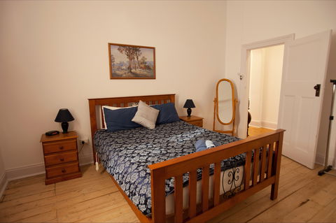 Black Jack Get-A-Way - Nana's Home - Accommodation Directory 1