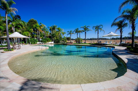 Discovery Parks - Lake Hume - Accommodation Directory 0