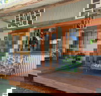 Fig Tree Retro Studio - Accommodation Directory