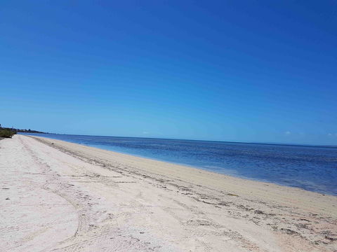 Kingscote Tourist Park And Family Units - Accommodation Directory 0