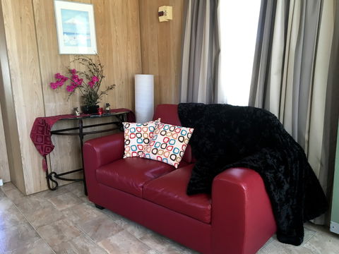 Kingscote Tourist Park And Family Units - Accommodation Directory 3
