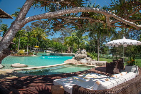 Makepeace Island - Sir Richard Branson's Australian Home - Accommodation Directory 0