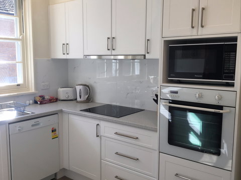 Parkview - Accommodation Directory 7