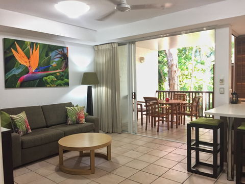 The Reef Retreat - Accommodation Directory 5