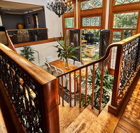 The Regents Park - Accommodation Directory