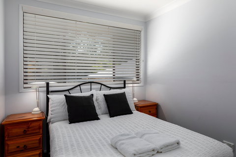 The Waterfront  Jervis Bay - Accommodation Directory 3