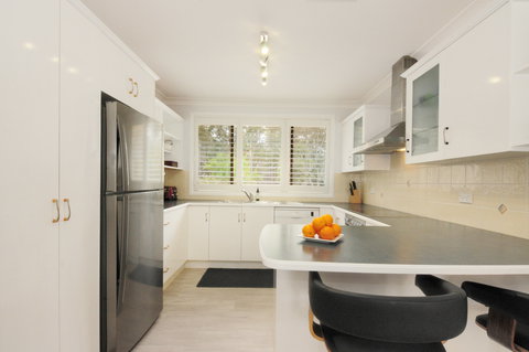 The Waterfront  Jervis Bay - Accommodation Directory 7