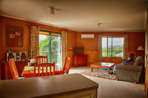 Viewenmore Villa Bed & Breakfast - Accommodation Directory 3