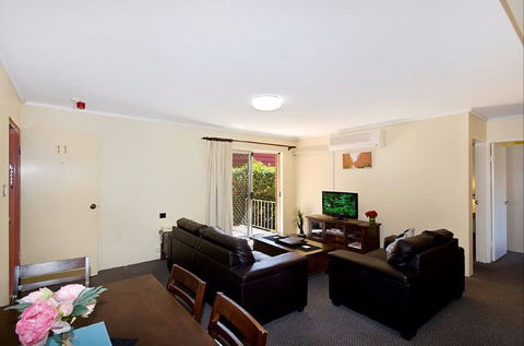 Westwood Motor Inn - Accommodation Directory 0
