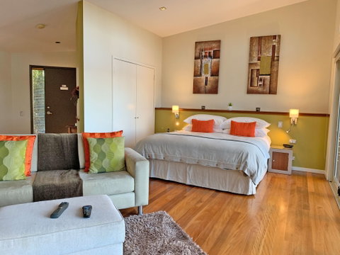 Wild Edge Retreat - Accommodation Directory 1