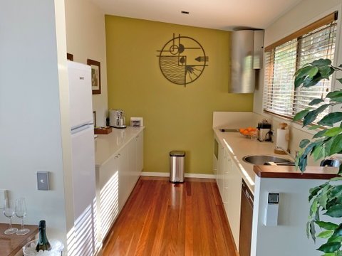 Wild Edge Retreat - Accommodation Directory 5