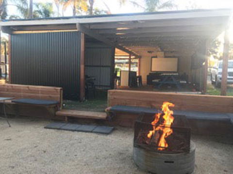 Wine Country Tourist Park - Accommodation Directory 5
