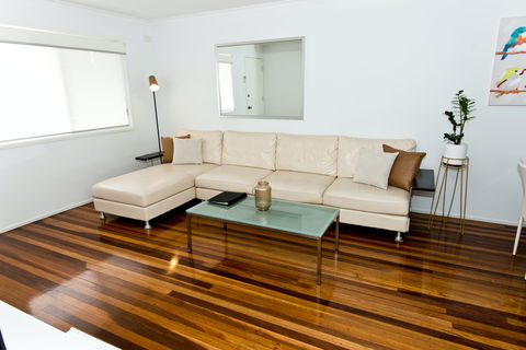Wynnum Bayside Apartments - Accommodation Directory 3