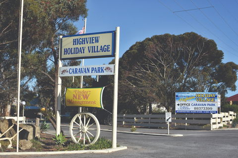 ARDROSSAN - Highview Holiday Village - Accommodation Directory 0