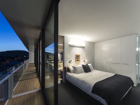Avalon City Retreat - Accommodation Directory 0