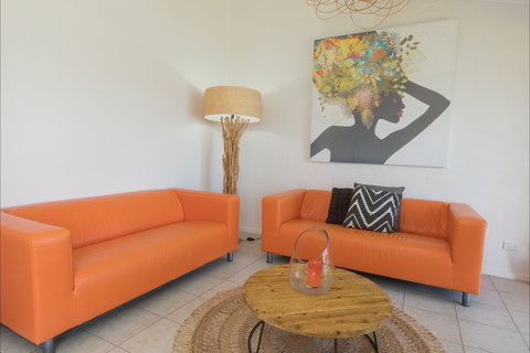 Bay Room Getaway - Accommodation Directory 2