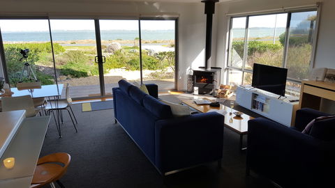 Coorong Waterfront Retreat - Accommodation Directory 0