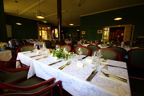 Cotswold Gardens Armidale - Accommodation Directory 1